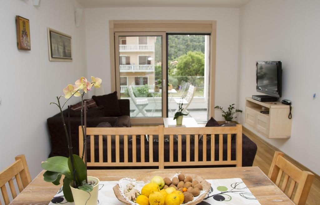 Apartments Brezanin Sutomore Eksteriør bilde